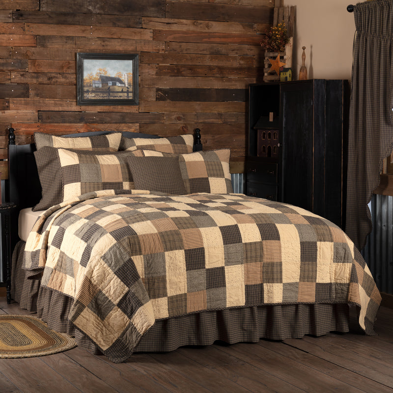 Kettle Grove Luxury King Quilt
