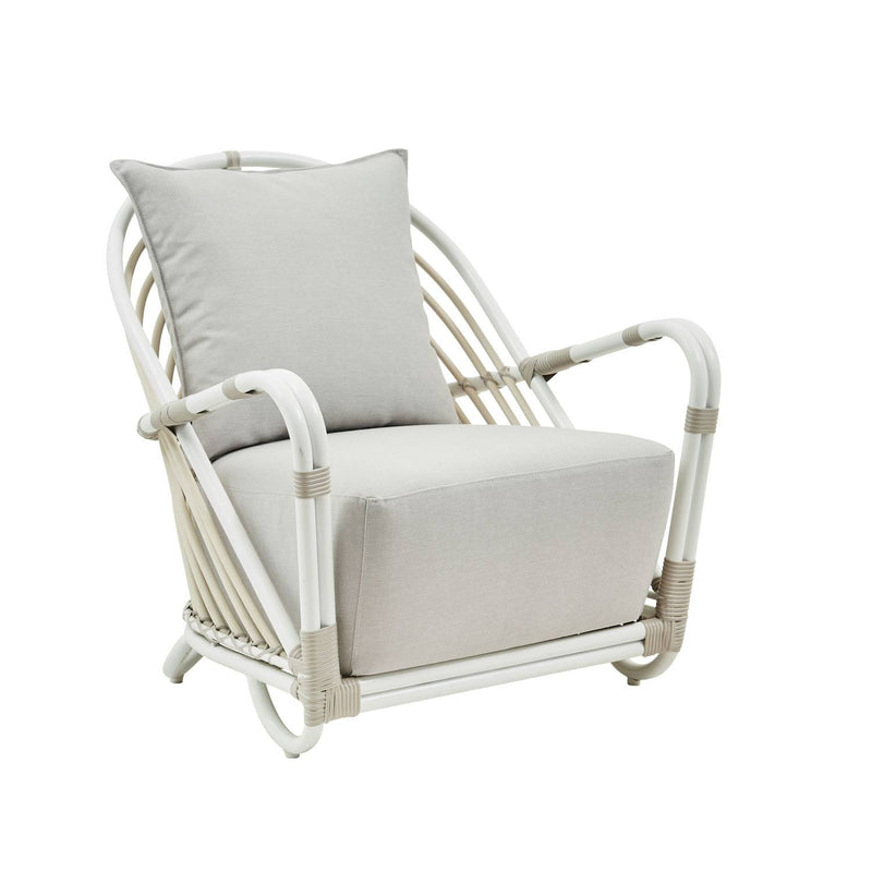 Pejeng Outdoor Accent Chair - Dove White/Grey